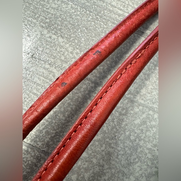 Wilson’s Leather Pelle Studio-a few small distress spots shown in pic-8 1/2”x9”